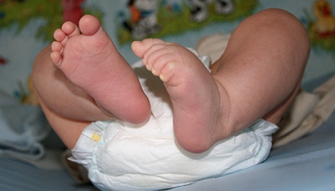 Penelitian: Diapers Hambat Kemampuan Berjalan Bayi