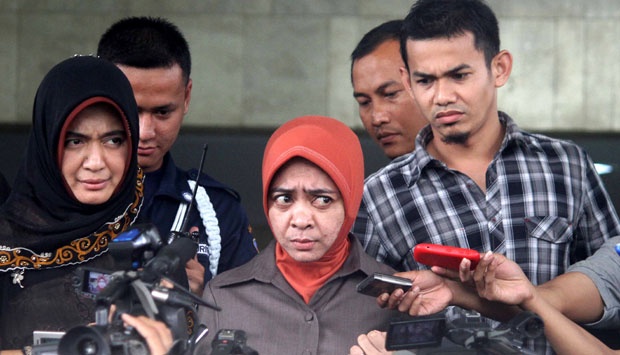 Wa Ode : Yang Pasti Semua Akan Saya Ungkap Wa Ode : Yang Pasti Semua Akan Saya Ungkap