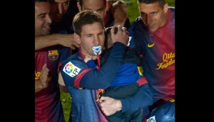Menang Liga Spanyol, Messi Ngedot Empeng