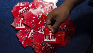 Pilgub Jateng 2013, Adanya Kartu Anjuran Memilih Calon Tertentu