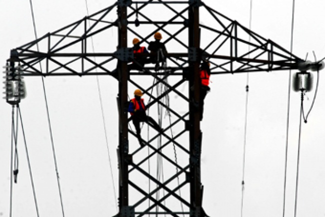 Penjelasan PLN Soal Pemadaman Listrik di Jakarta Siang Ini