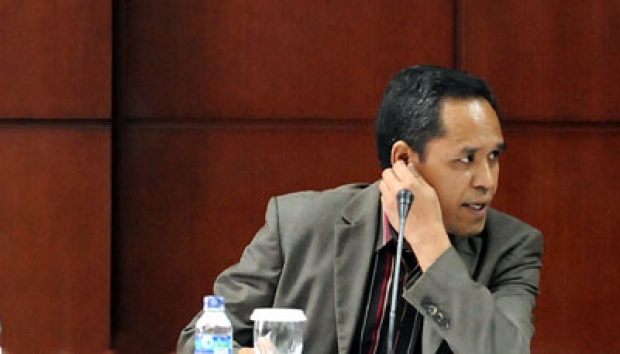 Indonesian Parliament Presses for Action on Online Gambling Case Involving Ex-Minister Budi Arie