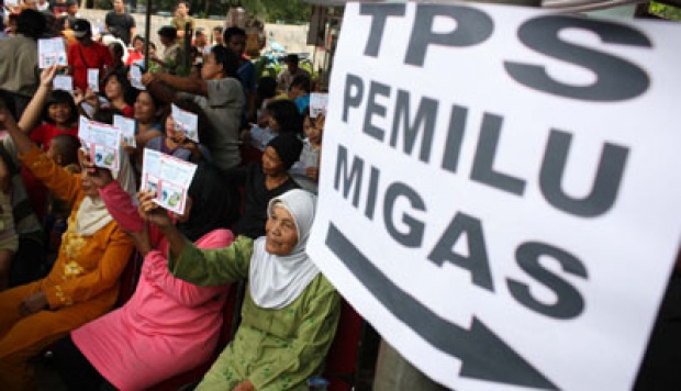 Partai Minyak Tanah Menang Mutlak - Metro Tempo.co