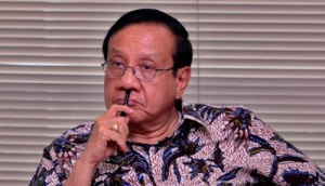 Akbar Tandjung: Idealnya Anies Selesaikan Tugas di DKI Dulu