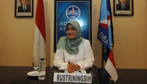 Rustriningsih Mengaku Telah Didatangi Cagub Jateng Sudirman Said