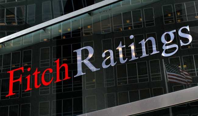 Fitch Ratings Turunkan Outlook 4 Bank RI