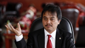 Pengacara Jelaskan Muasal Barang Kemenpora di Rumah Roy Suryo