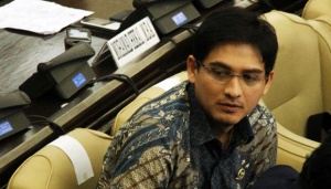 Pilkada 2018 Bekasi: Janji Lucky Hakim Jika Dicalonkan Partainya