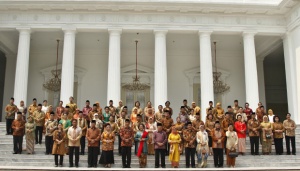 Menteri Sering Silang Pendapat, Jokowi Keluarkan Inpres Antigaduh