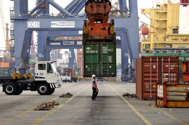 Pelabuhan Cirebon Jadi Gerbang Logistik Utama Jawa Barat