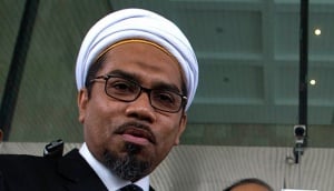 Ali Mochtar Ngabalin Bantah Bertemu Khusus dengan Rini Soemarno