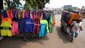Perkiraan Cuaca BMKG: Siang Hari Sebagian Jakarta Diguyur Hujan