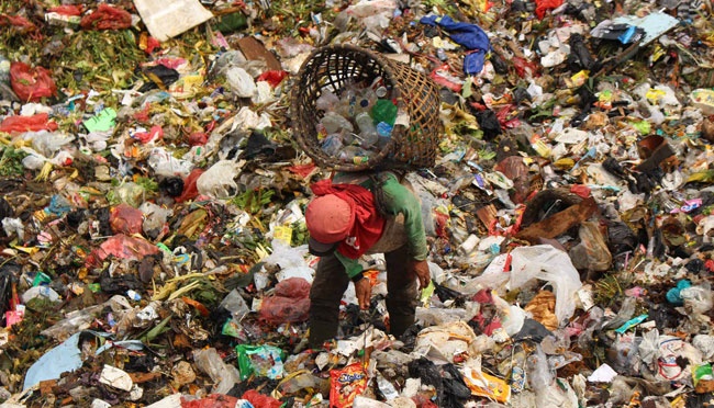 KLH Dampingi Pemkab Bogor Tutup TPA Open Dumping