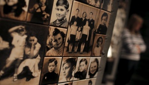 7 Fakta Museum Holocaust yang Dikunjungi Syahrini
