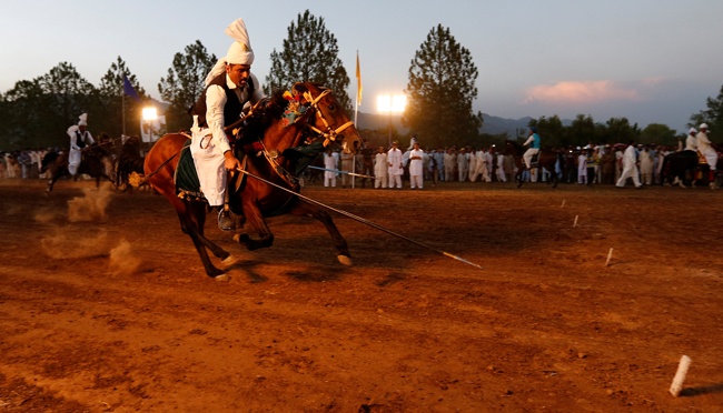 Qadimgi ayiq jinsiy aloqa Onalar ishtirokidagi porno videolarni tomosha qiling