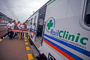 Rail Clinic PT KAI Layani Pengobatan Gratis di Cilacap