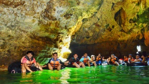 4 Gua Aman untuk Pecinta Wisata Ekstrem di Pulau Jawa