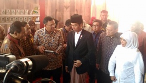 Ditanyai Soal Surat Khofifah, Jokowi: Jangan Maksa-maksa Saya