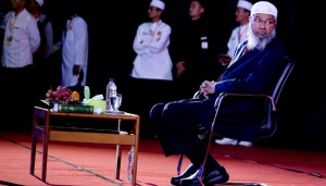 India Resmi Minta Malaysia Ekstradisi Zakir Naik