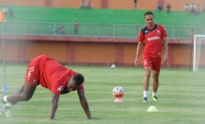 Transfer Pemain Liga 1: Hamka Hamzah, Adam Alis, Peter Odemwingie