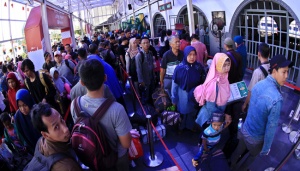 Lebaran 2018, DPR: Rangkaian Kereta Daop Madiun Sangat Kurang
