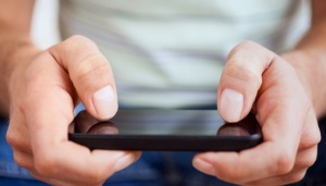 5 Aplikasi Ini Bisa Bikin Main Game di Smartphone Tanpa Lag