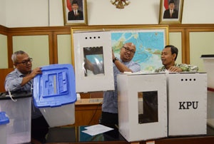 Pilkada Kota Padang Belum akan Gunakan Kotak Suara Transparan