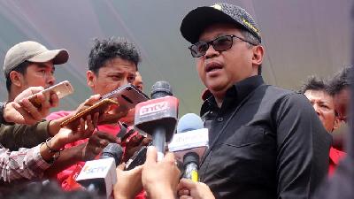 Sekjen PDIP Kutuk Kampanye Hitam pada Abdullah Azwar Anas