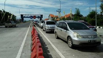 Natal dan Tahun Baru, 12 Ribu Kendaraan Keluar Tol Brebes Timur