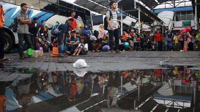Peningkatan Wisatawan Jelang Libur Tahun Baru di Berbagai Daerah