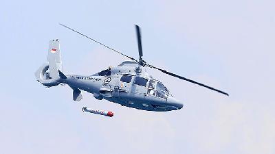 TNI AL Terima Dua Helikopter Anti Kapal Selam AS-565 Panther