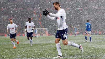 Piala FA : Tottenham Hotspur Hancurkan Rochdale 6-1