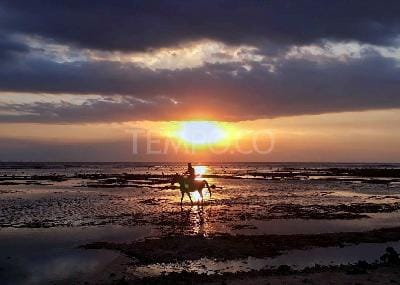 2 Spot Tak Biasa untuk Menikmati Sunset di Gili Trawangan