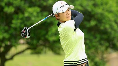 Cetak Hole in One lalu Juara, Atlet Golf Putri Ini Dapat 2 Mobil