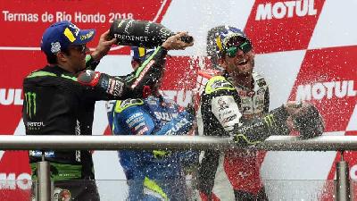 Klasemen MotoGP: Crutchlow Urutan Teratas, Rossi Peringkat Ke-8