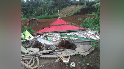 Gempa 4,4 SR Gun cang Banjarnegara, Ratusan Bangunan Rusak