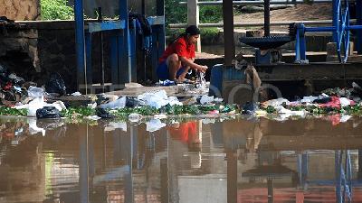 Pencemaran Sungai Citarum, Menteri Luhu t Temui Pengusaha