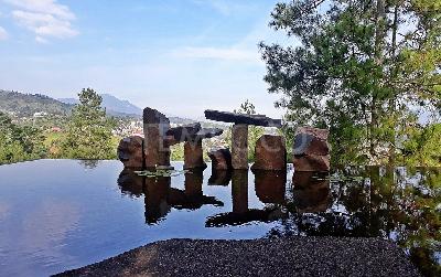 Alternatif Liburan di Bandung, Merenung di Keheningan Wot Batu