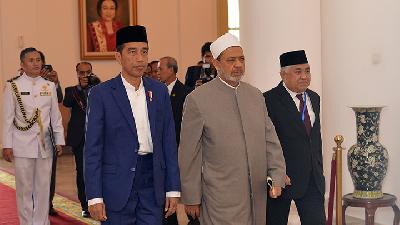 Jokowi Buka KTT Wasathiyah Islam