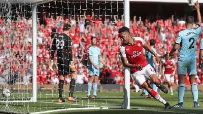 Hasil Liga Inggris : Arsenal Bantai Burnley 5-0