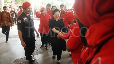Ini yang Dibahas Megawati dan Airlangga Hartarto di Teuku Umar