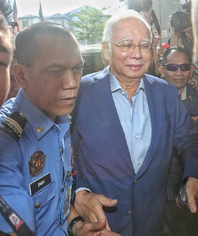 KPK Malaysia Akhirnya Periksa Bekas PM Najib Razak