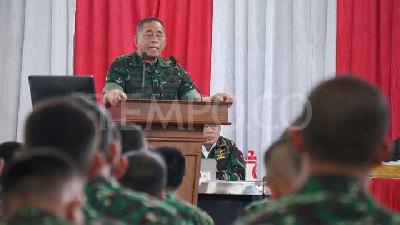 Menhan Ryamizard Minta RUU Terorisme Segera Disahkan