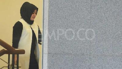 KPK Periksa Istri Zumi Zola Soal Duit Sitaan dan Aset