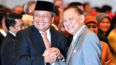 BI Diprediksi Naikkan Suku Bung a, Ekonomi Kian Tertekan