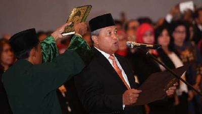 4 Langkah Gubernur BI Perry Warjiyo Stabilkan Nilai Tukar Rupiah