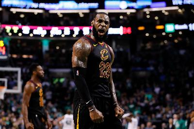 Final NBA 2018: Curry Cemerlang, Warriors Ungguli Cavaliers 2-0