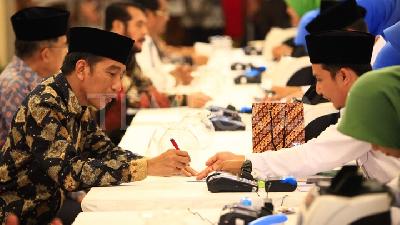 Bayar Zakat Rp50 juta, Jokowi: Menjalankan Keindahan Islam