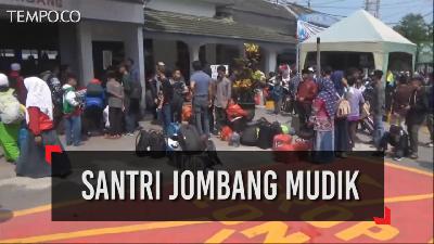 Ribuan Santri Jombang Mulai Mudik ke Jakarta dan Sekitarnya