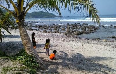 Etape I Jalur Pantai Selatan, Lintasan Mulus dan Panorama Indah